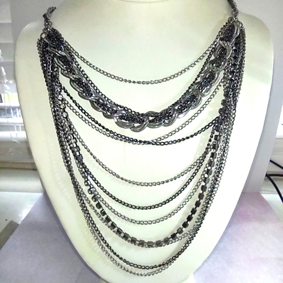 👍5 for $20 Daisy Fuentes Multilayered Waterfall Chain Necklace Silver Tone - Picture 1 of 8